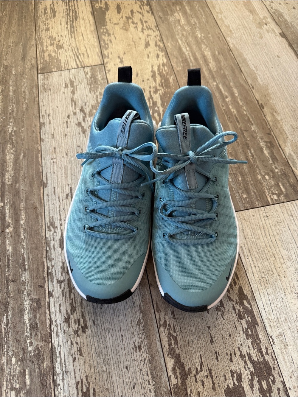 Nike Women’s Light Teal Athletic Running Shoes